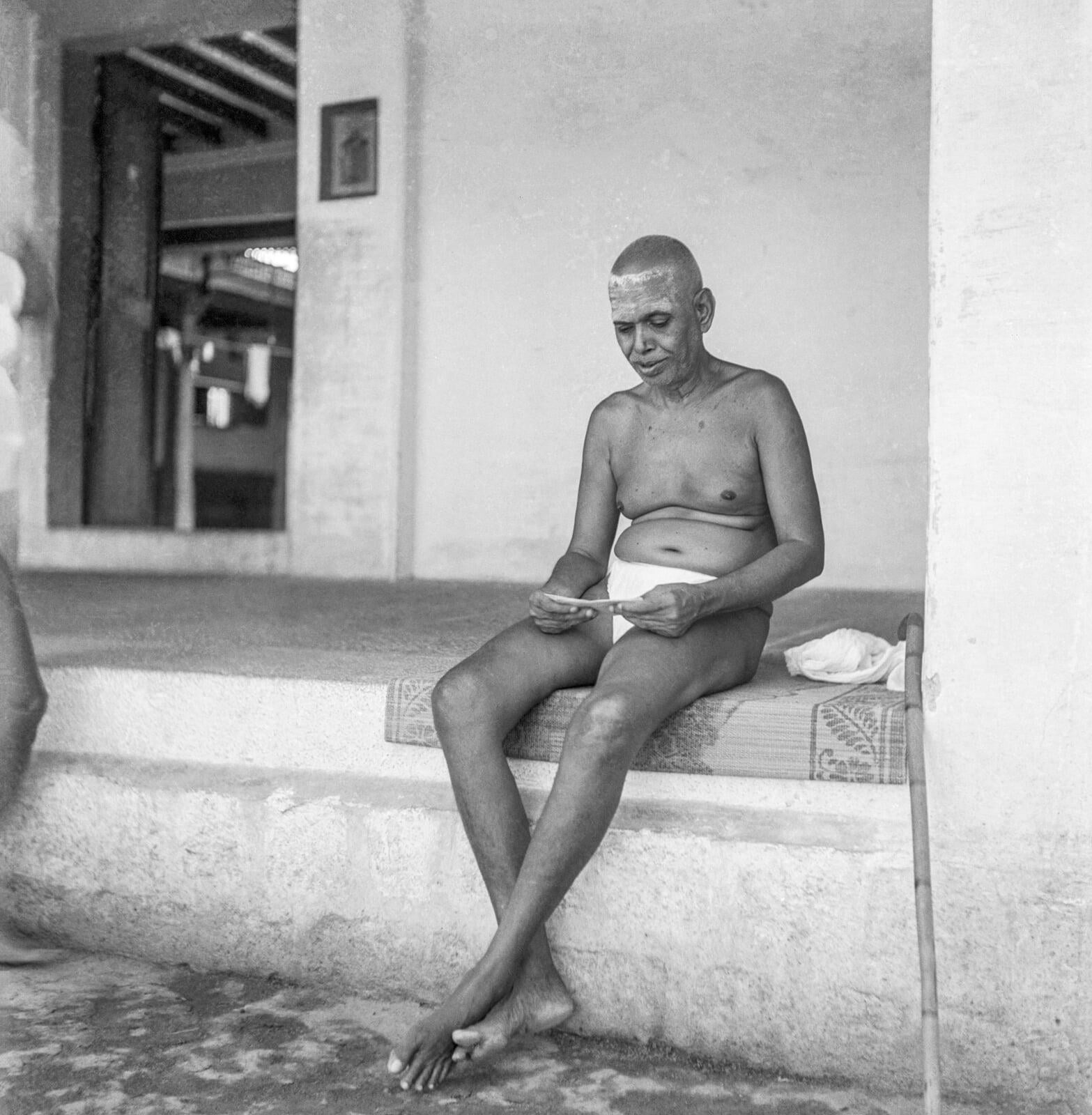 ASR_007_r_ac_seated-outside-goshala-p-o-reading-mail_1-1